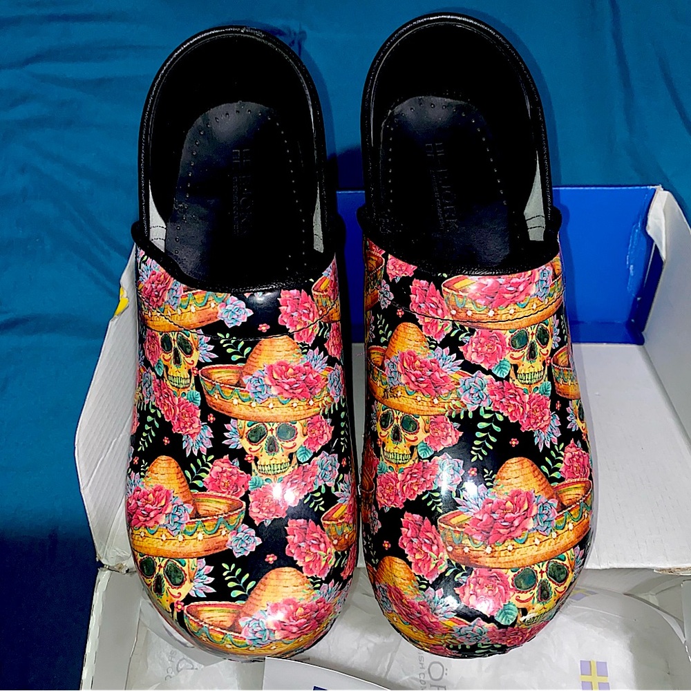 Bjork Swedish Clogs Size 41/42 - NIB